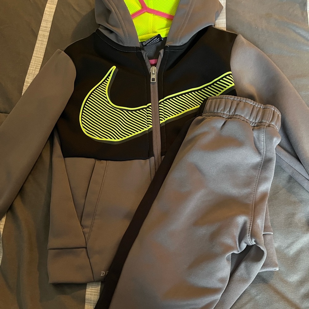 Toddler Nike Outfit